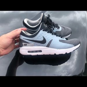 Nike Air Max Zero 10.5 excellent
